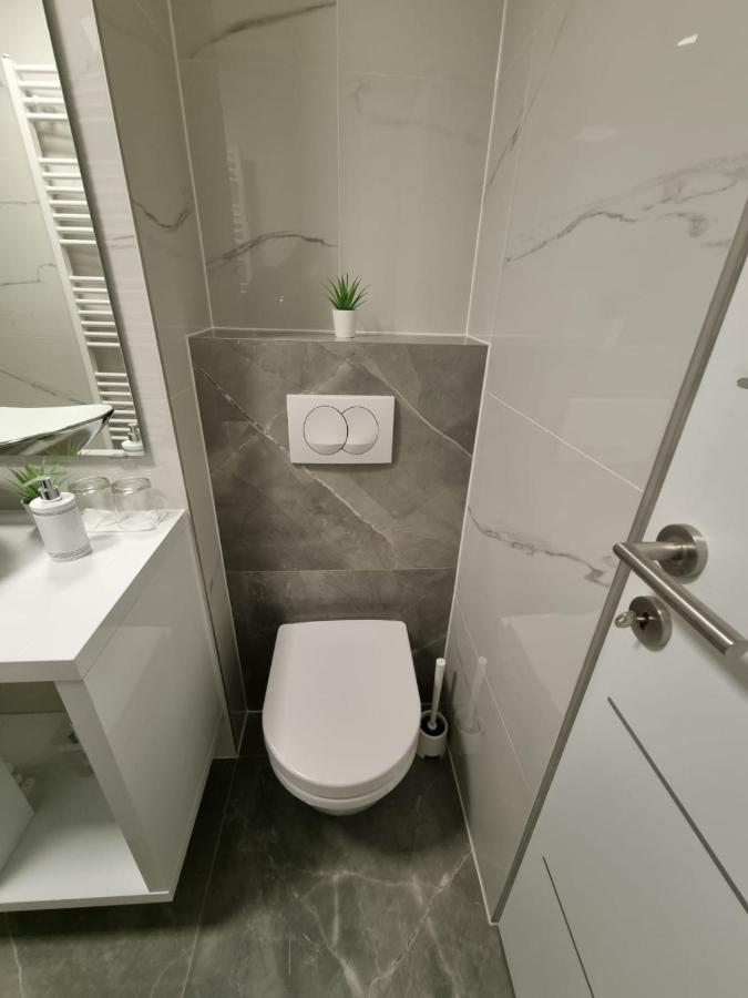 Apartmán Apartman Simic Osijek Exteriér fotografie